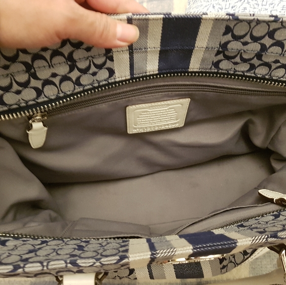 Coach handbag - Picture 4 of 6